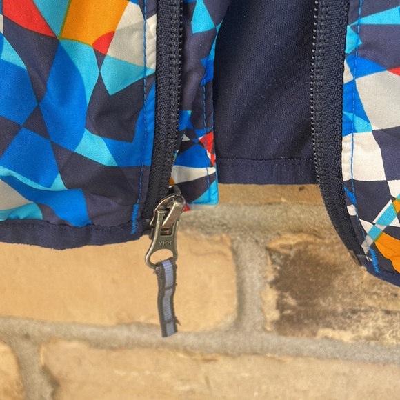 Columbia Wind Breaker - Picture 3 of 5